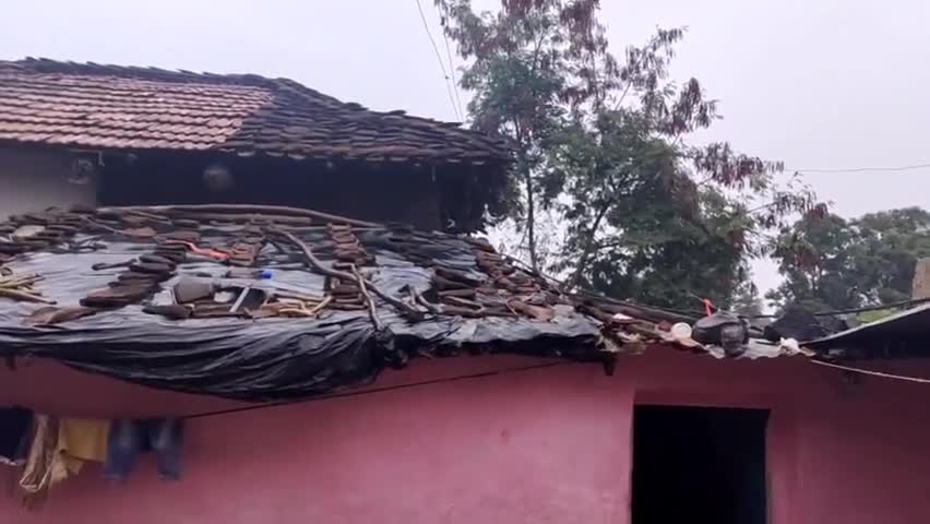 नटेरन: नटेरन क्षेत्र में आज सुबह से ही बूंदाबांदी चालू किसानों के खेतों में पानी से फसल को होगा #लाभ