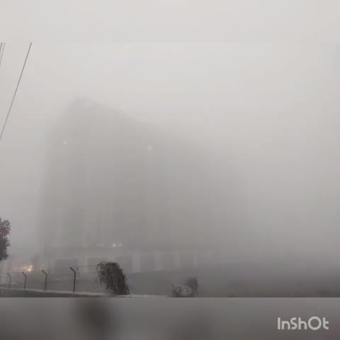 गिर्वा: उदयपुर का मौसम हुआ सर्दी में सुहाना।
#Fog #Cold_Weather
#Beautiful #CityofLakes
#Smart_City