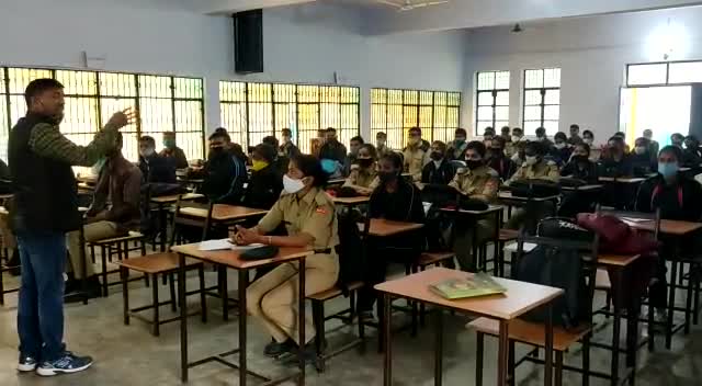 मिश्रिख: #ncc  #IshanTrivedi #news  #publicapp 
#public #sitapur #google #trending