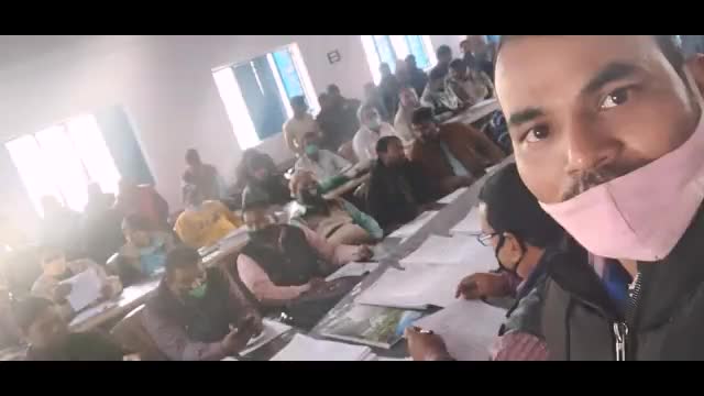 नारायणपुर BDO हरिमोहन कुमार ने पंचायत चुनाव को लेकर मतदाता विखंडित करने के लिए #BLO का बैठक किया।