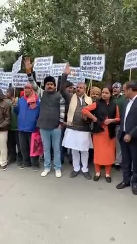 एक वर्ष पूर्व दिल्ली के मुख्यमंत्री केजरीवाल की सच्चाई बयान करते हुए।
#BJP #Exposing Kejriwal #Namo #BJPDelhi