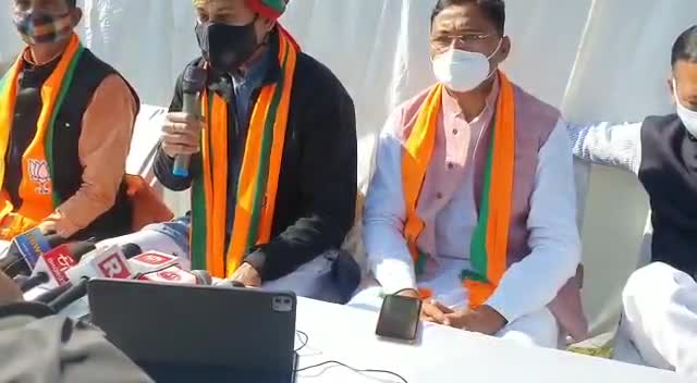 #अलवर : #bjp के राष्ट्रीय प्रवक्ता व #जयपुर ग्रामीण #सांसद कर्नल राज्यवर्धन सिंह राठौड़ ने #किसान_बिल पर प्रेसवार्ता करी