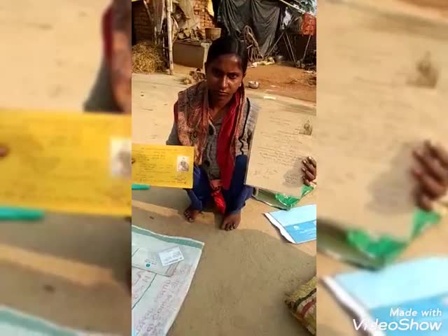 ललीता मंडल जो एक #विकलांग लड़की है जिसका #पेंशन को पिछले 6 महीनों से बिना किसी वैध कारण के रोक दिया गया है #नाला