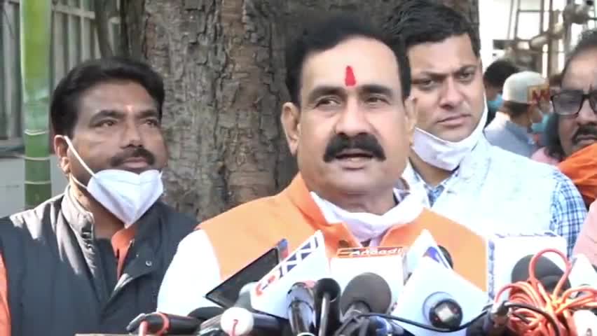 ग्वालियर गिर्द: लव जिहाद कानून व उज्जैन उपद्रव को लेकर मिश्रा का बयान चर्चा में, कही ये बड़ी बात
#vedantsamachar #lovejihaad