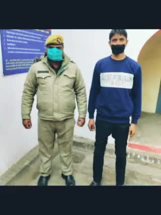 बेहट: छुटमलपुर पेट्रोल पंप से गिरफ्तार हुआ , गेंगस्टर एक्ट के आरोपी #गैंगस्टर