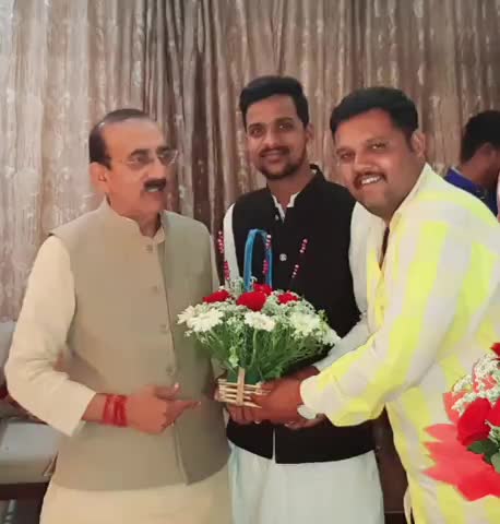पूर्व केबिनेट मंत्री, दबंग विधायक #श्री_ब्रजेन्द्र_सिंह_जी {राठौर साहब} को जन्मदिन की हार्दिक शुभकामनाए
#Prathvipur