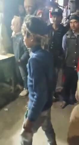 गोगरी: #गोगरी: थाना क्षेत्र के जमालपुर बाजार में कम उम्र के बच्चे जानलेवा सुलेशन की नशा करके बीच रोड में करते हैं. ड्रामा