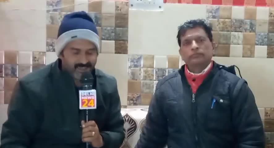 अलीपुर: दिल्ली राज्य सहकारी बैंक ने तीन दिन में गनमैन को थमा दिया दो-दो ट्रांसफर आर्डर। #kissanprotest #kissanaandolan