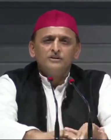 गरीबों की किसानों की मदद हमेशा करें,
देश की अर्थव्यवस्था अपने आप ठीक हो जाएगी!
आदरणीय अखिलेश यादव जिंदाबाद
#आमिर_जैदी