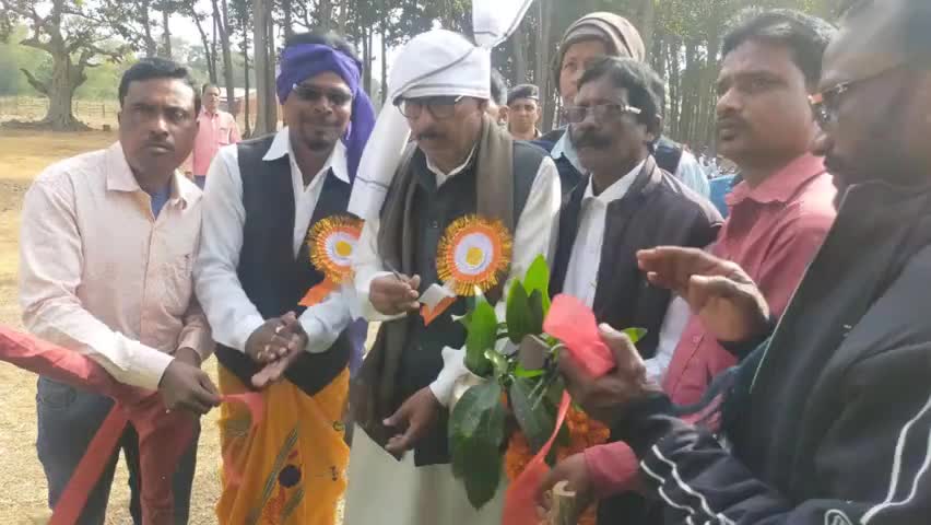 फतेहपुर: सालबागान में सोहराय मिलन समारोह का हुआ आयोजन, मुख्य अतिथि विधानसभा अध्यक्ष हुए शामिल #विधानसभा_अध्यक्ष #सोहराय
