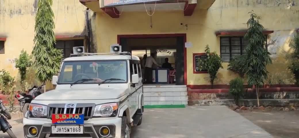 गढ़वा: सोनपुरवा के पास पशु तस्करी कर ले जा रहे 10 पशुओं को योगी सेना ने तस्करों से कराया मुक्त, पुलिस के किया हवाले