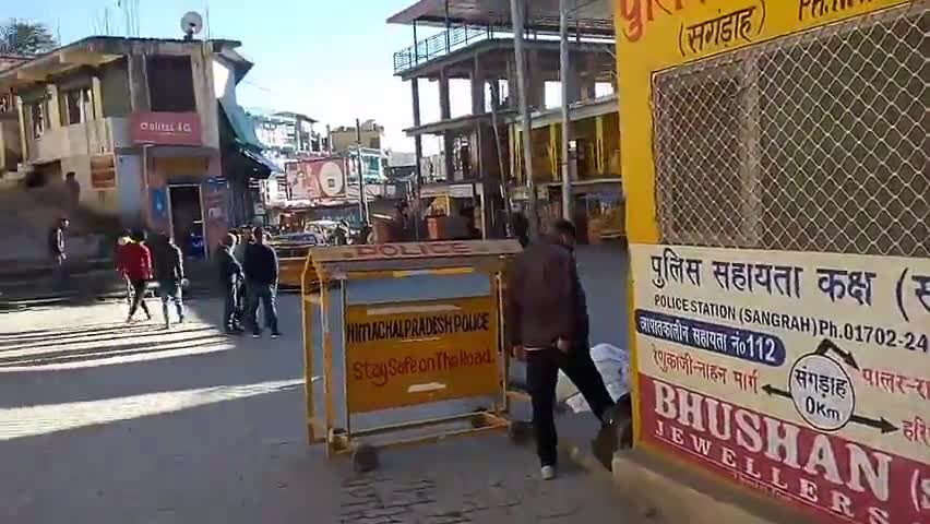 रेणुका: क्षेत्र में Bird-flu की दस्तक से पहले ही संगड़ाह में स्तर्क हुए लोग 

बाजार में #चिकन की खरीदारी बंद