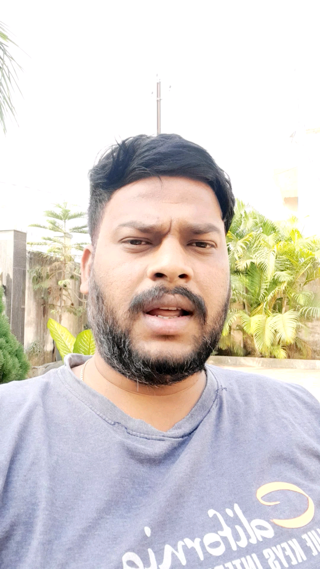 #विश्व_हिंदी_दिवस की आप सभी को शुभकामनाएं। अपनी मातृभाषा को सम्मान के साथ बोलें एवं इस पर गर्व करें।