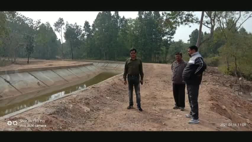 मयूरहंड: एसडीओ ने किया अंजनवा नहर निर्माण का निरीक्षण संवेदक को नहर कार्य में सुधार का दिया निर्देश#एसडीओ सिंचाई विभाग