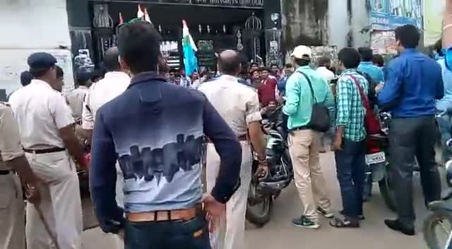छात्र संघ चुनाव की मांग को लेकर कॉलेज बंद आंदोलन
#NSUI #YOUTH_CONGRESS
#छात्र_संगठन 
﻿@﻿nsui