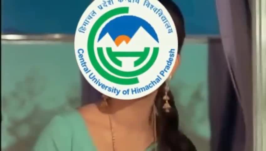 #Centraluniversity पर भाजपा की अंतर्कलह और जुमलेबाजी को दर्शाने वाली हास्य वीडियो वायरल 😂