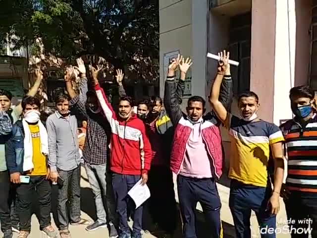 LEVEL-1 में #बी_एड वाले छात्रों को शामिल करने के क्रम में आज #शिक्षा_मंत्री के नाम जिला कलेक्टर #करौली को ज्ञापन सौंपा!