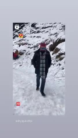 #funtime
#snowfall 
#uttarakhand