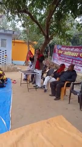 बस्ती: #बस्ती  दौरे के  दूसरे दिन को #कप्तानगंज विधानसभा के गांव में तीनों नए #कृषि_कानूनों के खिलाफ #किसान परिवारों से चर्चा