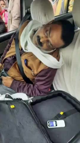 बेखौफ अपराधी , पुलिस खामोशी से शराब ढूंढ़ रही 
#jobaathai #besharmsarkar