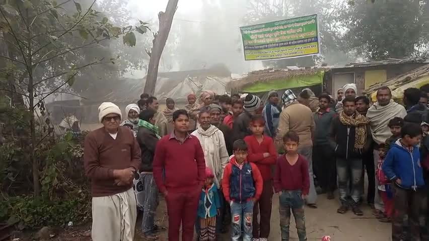 फतेेहपुर: पलपाटन में किसान मोर्चा ने बिल के खिलाफ किया प्रदर्शन #kissanbill #kissanprotest