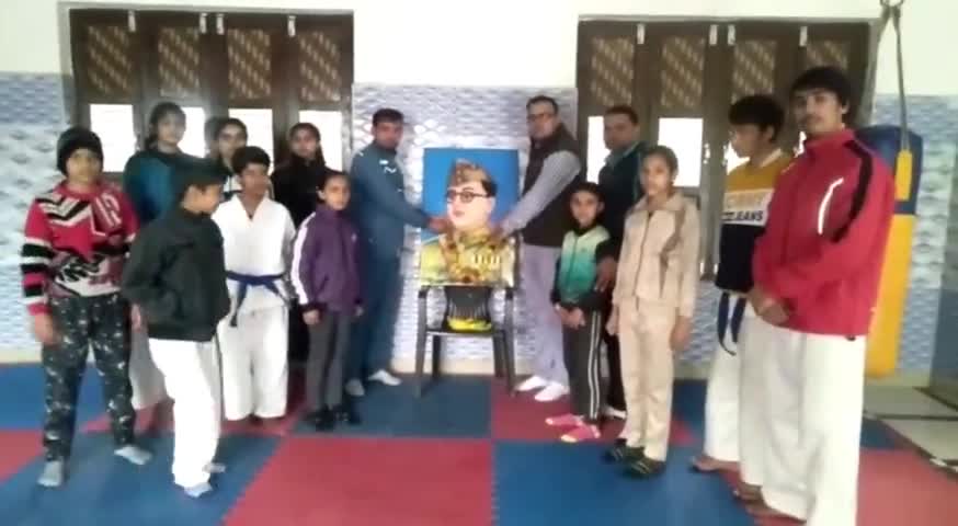 यूनाइटेड मार्शल आर्ट एकेडमी, (किसान भवन) इसराना में मनाई गई नेताजी सुभाष चंद्र बोस की 125 वीं जयंती |
#पराक्रम_दिवस #खेल