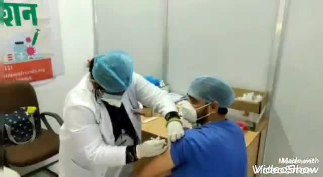 आमेर: निम्स अस्पताल में शुरू हुआ कोविड बचाव के लिए वैक्सीनेशन, 67 स्वास्थ्यकर्मियों को लगाया गया टीका #कोविशील्ड