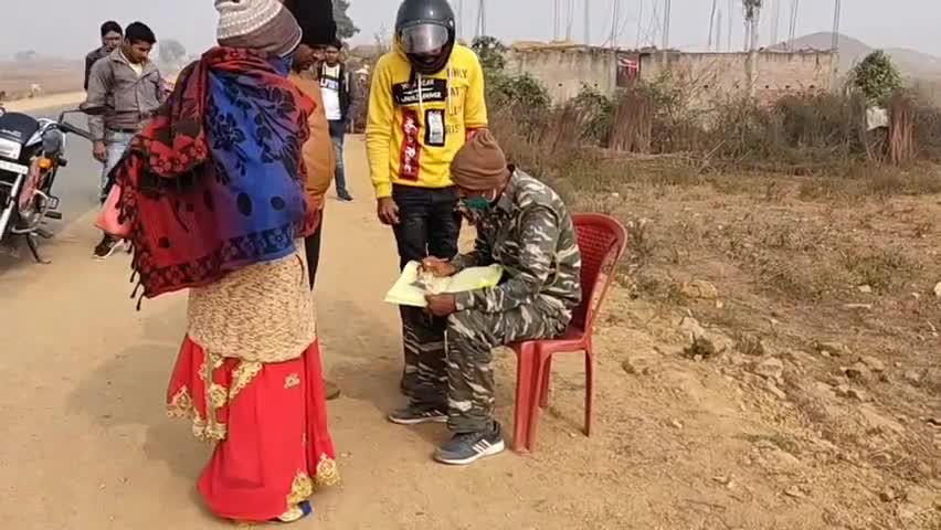 उंटारी रोड: उंटारी रोड थाने के समीप पुलिस ने चलाया एंटी क्राइम संघन चेकिंग अभियान #चेकिंग