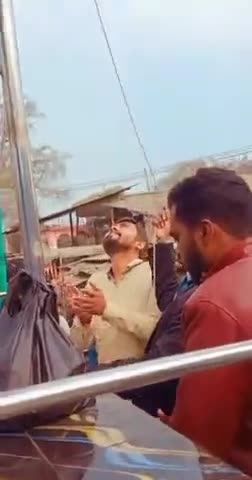 गणतंत्र दिवस के मौके पर आज हम अपने पंचानपुर बाजार में ध्वजारोहण किया जिसमें हमारे साथी लोग मौजूद थे। #RepublicDay2021