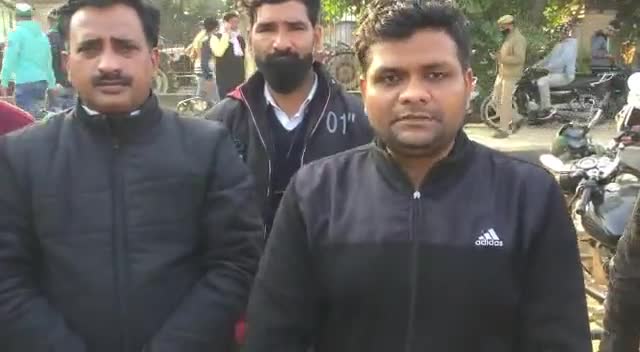 आज किसान महापंचायत में आम आदमी पार्टी के उत्तर प्रदेश के प्रदेश अध्यक्ष सभाजीत जी शामिल हुए #गाजीपुरबॉर्डर#राकेशटिकैत