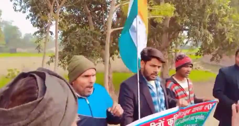 कृषि कानून के खिलाफ व किसानों के समर्थन में #मानव_श्रृंखला 
#किसानआंदोलन