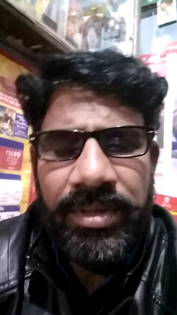 दमोह: 4 फ़रवरी 2021 को सभी साथी अपने अपने मुख्यालो मे किसान बिल माफ़ी को लेकर ज्ञापन सौपे।
#asp_कांशीराम 
#komal_ahirwar14