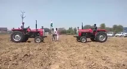 नहीं चाहिए किसी से हमें देश भक्ति का प्रमाण,
देश और तिरंगा हमारा दिल जान है प्राण।
🙏जय हिन्द!🇮🇳
#JaiKisaan 9931018391