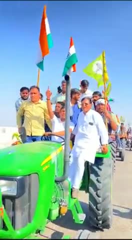 बाड़मेर में राष्ट्रीय लोकतांत्रिक पार्टी की किसान आंदोलन के समर्थन में ट्रैक्टर परेड..
जय जवान.. जय किसान.. #TeamRLP