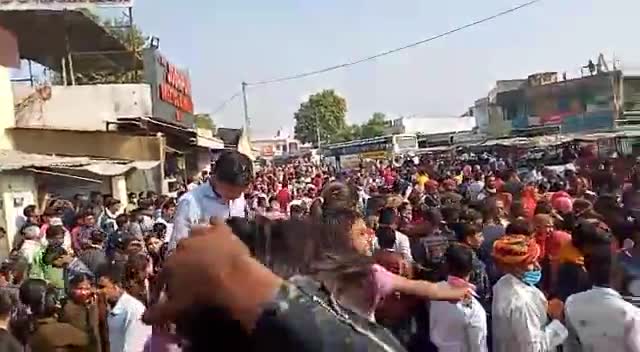 कल बार में कालूराम जी महाराज की बरसी निकाली गई 
#barr Pali marwar
﻿