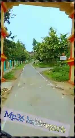 टीकमगढ़ जिले में बल्देवगढ़ किले का प्रवेश द्वार  बल्देवगढ़ की जानी मानी सबसे बड़ी तोप है....
like  #follow_kijiye