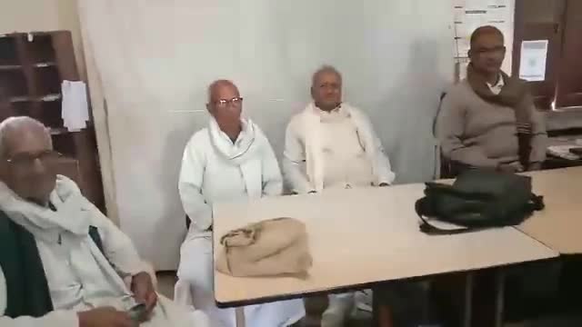 सेवराई: ब्रॉडबैंड फेल होने से उप डाकघर सतराम गंज मे सभी कामकाज ठप, ग्राहको को हो रही परेशानी
#उप_डाकघर #ब्रॉडबैंड