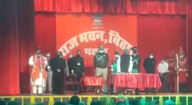 बिहार सरकार में मंत्री के तौर पर शपथ-ग्रहण करते हुए श्री NitinNabin

#BiharCabinet