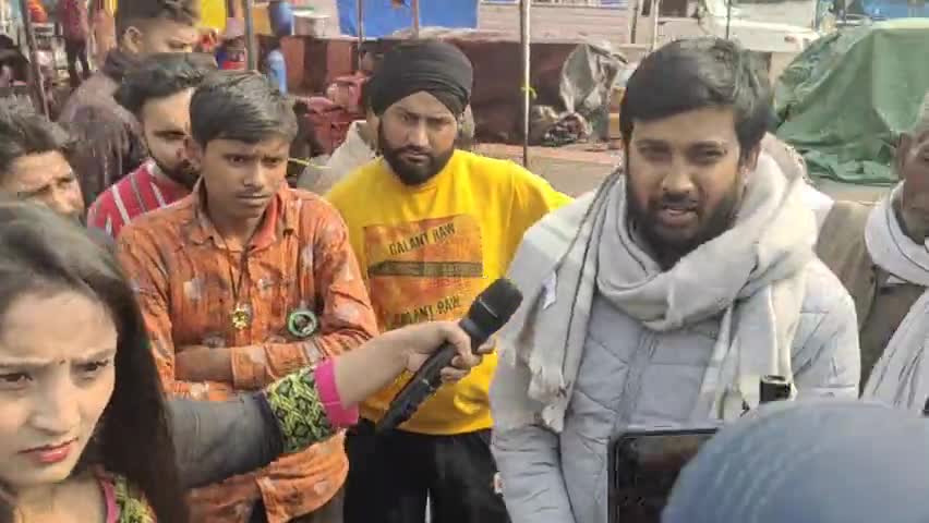 #किसान_आंदोलन में #पत्रकार_साथियों संग किसान #बिल पर सभी संग #चर्चा_परिचर्चा......
#गाजीपुर_बॉर्डर