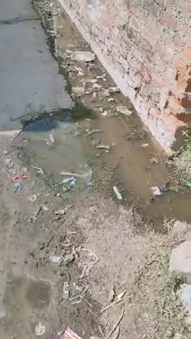 लोहरदगा: नाली के पानी रोड पर आने से लोगों को बहुत ज्यादा हो रहा है परेशानी इस्लामनगर  #लोहरदगा