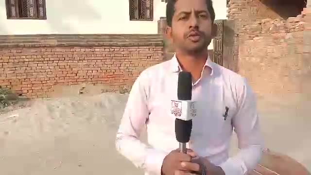 सेवराई: उसिया में सड़क निर्माण के दौरान मानकों की अनदेखी का ग्रामीणों ने लगाया आरोप, जताई नराजगी
#सड़क_निर्माण  #खास_बातचीत