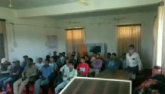 खेरवाड़ा: खेरवाड़ा उपखंड क्षेत्र के घोड़ी पंचायत भवन में किसान सभा संगोष्ठी का हुआ आयोजन
#किसान_बिल #किसान_आंदोलन