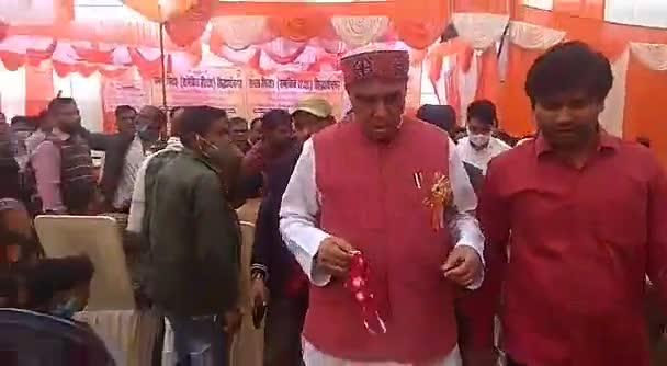 इटवा: सांसद जगदंबिका पाल ने मिठवल बीआरसी में दिव्यांग बच्चों को बांटे सहायक उपकरण #सराहनीय_कार्य