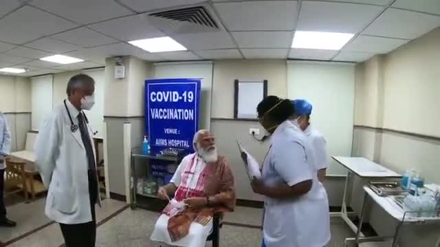 प्रधानमंत्री #narendramodi ने एम्स में कोविड-19 वैक्सीन की पहली खुराक ली
#COVIDVaccination #LargestVaccineDrive