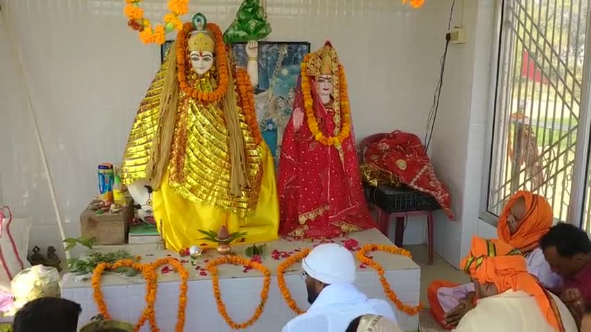 #श्री_गिरीराज_गोवर्धन_भगवान7वर्षीय _वर्षगांठ_मनाया_गया_रोहतास_कैमूर_गोवर्धन_पूजा_समिति_के
#अध्यक्ष_श्री_शेषनाथ_सिंह_यादव