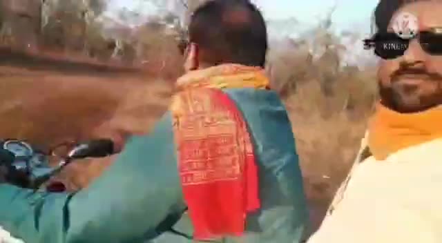 aap का फर्जी विकास के विरुद्ध स्टिंग ऑपरेशन 
#संवेदनशील क्षेत्र कुंएमारी पहुची aap की टीम