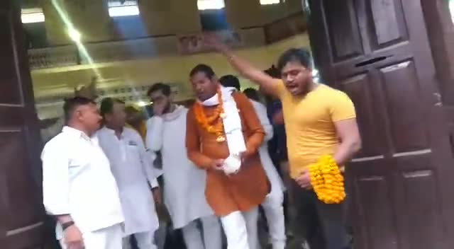 #कानपुर_नगर कांग्रेस कमेटी #अनुसूचित_जाति विभाग के #पद_ग्रहण समारोह में शामिल होने पर जोरदार #स्वागत #tanujpunia