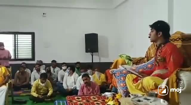 टीकमगढ़: जब दरबार में एक पत्रकार ने ली बागेश्वर धाम की परीक्षा तो देखिए बागेश्वर धाम का सांचा है। 
#Like_and_follow.