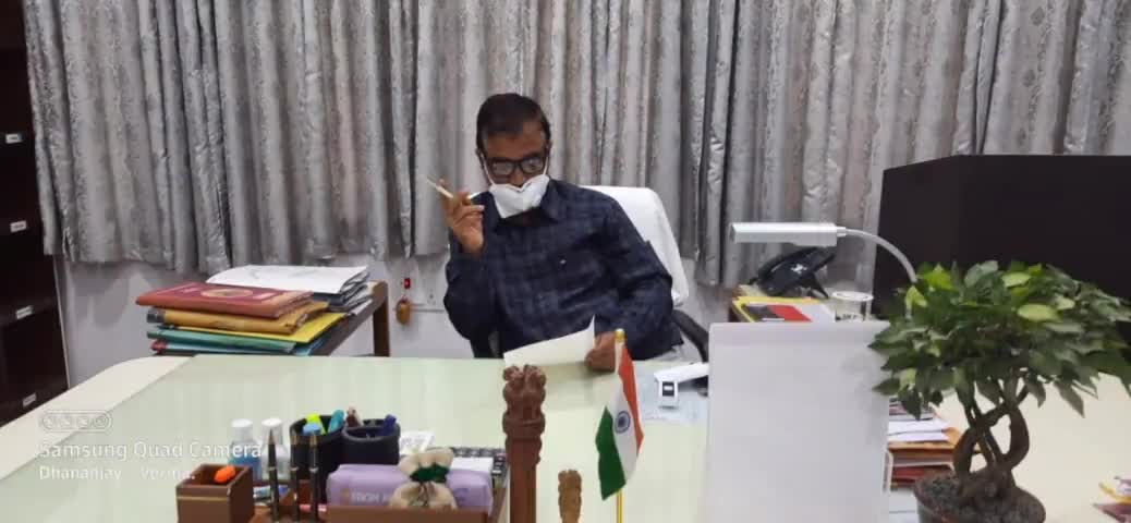 गढ़वा: जिला समाहरणालय के डीसी कार्यालय प्रकोष्ठ में जनता दरबार का हुआ आयोजन #जनता_दरबार