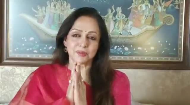 #__कपिलवस्तु_महोत्सव_
अभिनेत्री,उ०प्र०के मथुरा की लोकसभा सांसद श्री हेमामालिनी जी 14 मार्च को कपिलवस्तु में आ रही हैं ।